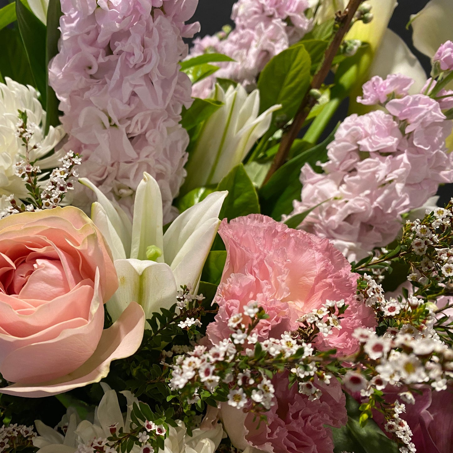 Lillies & Roses